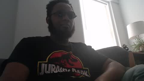 2koolresurrected online show from March 2025 10:38:01 PM