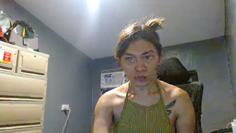 Snapshot of 2redhorsetsdoll chatting on January 2026 09:24:02 AM 2redhorsetsdoll online show from January 2026 09:24:02 AM