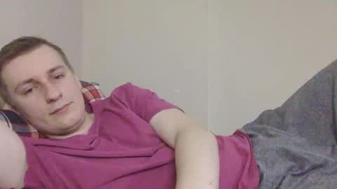 Snapshot of 3andy3 chatting on November 2025 08:28:01 AM Andy online show from November 2025 08:28:01 AM