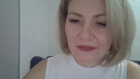 Snapshot of 3susie chatting on October 2025 08:28:01 AM 3susie online show from October 2025 08:28:01 AM