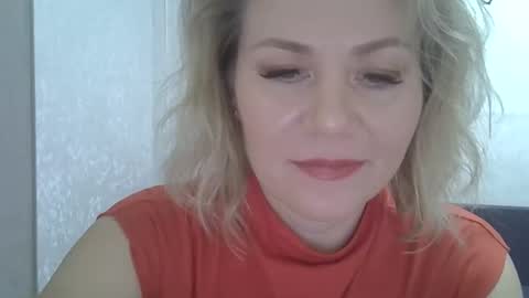 Snapshot of 3susie chatting on November 2025 10:17:01 AM 3susie online show from November 2025 10:17:01 AM