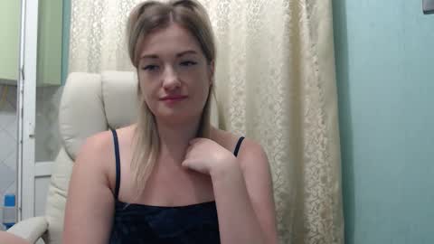 Snapshot of 3sweetcandy3 chatting on September 2025 10:54:01 PM 3sweetcandy3 online show from September 2025 10:54:01 PM