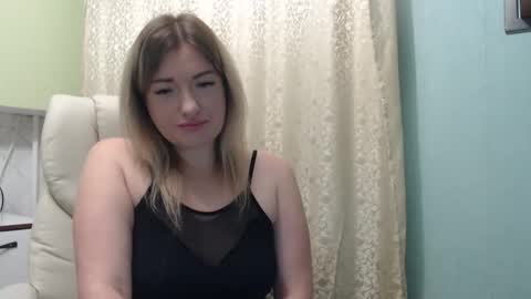 3sweetcandy3 online show from October 2025 10:43:02 PM