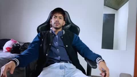 E V I L online show from November 2025 10:21:02 PM