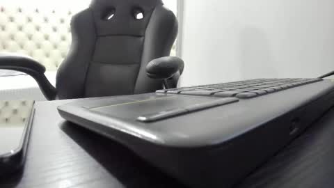 Snapshot of 3x_naxa chatting on November 2025 12:47:01 PM 3X NAXAA online show from November 2025 12:47:01 PM