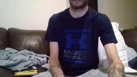 420feetloverr420 online show from October 2025 01:05:01 AM