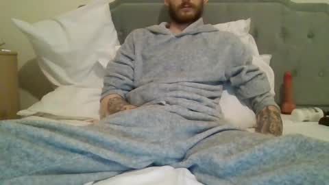 420feetloverr420 online show from March 2026 02:02:02 PM