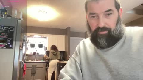 Snapshot of 420kc_couple chatting on November 2025 05:35:02 PM KC420Couple online show from November 2025 05:35:02 PM