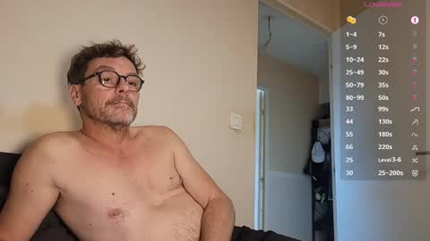 Snapshot of 44titouan44 chatting on October 2025 02:40:01 PM 44titouan44 online show from October 2025 02:40:01 PM
