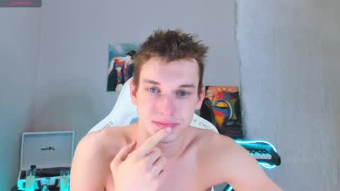 Andrew online show from February 2025 05:01:01 AM