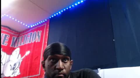 Snapshot of 5hbk chatting on September 2025 03:31:01 AM Tettaz GetitJusy4ya online show from September 2025 03:31:01 AM