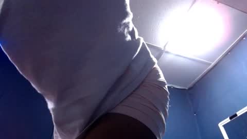 Snapshot of 5hbk chatting on October 2025 03:07:02 AM Tettaz GetitJusy4ya online show from October 2025 03:07:02 AM