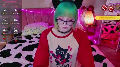 Snapshot of 666_marshmallow chatting on April 2026 07:06:02 AM Marsi online show from April 2026 07:06:02 AM