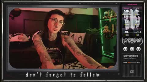 Juune online show from October 2025 06:16:02 PM