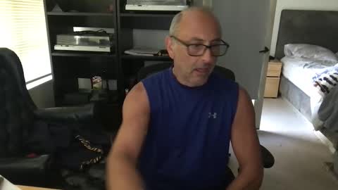 daddy vegas  for single women and couples here online show from March 2026 11:20:02 PM