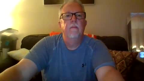 Snapshot of 72funguy71 chatting on June 2026 01:28:02 AM 72funguy71 online show from June 2026 01:28:02 AM