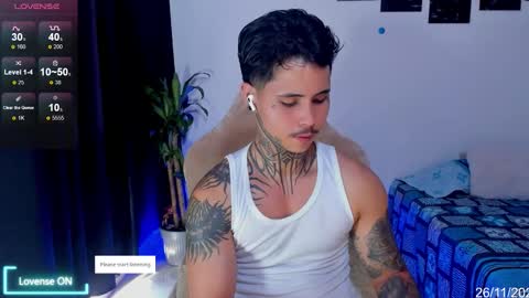 Stefan online show from November 2025 09:05:02 PM