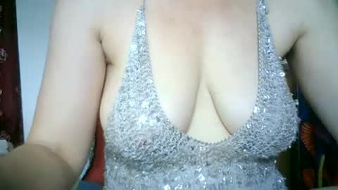 Lilu online show from June 2026 10:08:01 AM