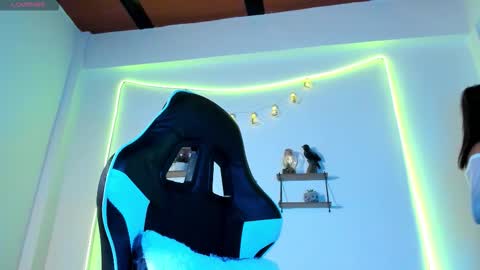    online show from October 2025 12:21:02 AM