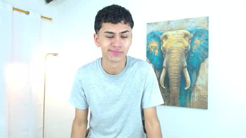 Snapshot of 7alan chatting on October 2025 01:00:02 PM Alan online show from October 2025 01:00:02 PM