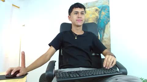 Snapshot of 7alan chatting on November 2025 01:09:02 PM Alan online show from November 2025 01:09:02 PM