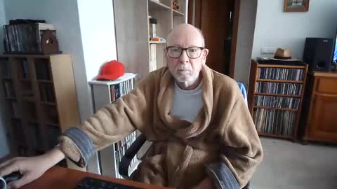 Snapshot of 7thsojourn chatting on February 2026 09:47:02 AM Papi online show from February 2026 09:47:02 AM