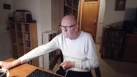 Snapshot of 7thsojourn chatting on March 2026 06:34:02 PM Papi online show from March 2026 06:34:02 PM