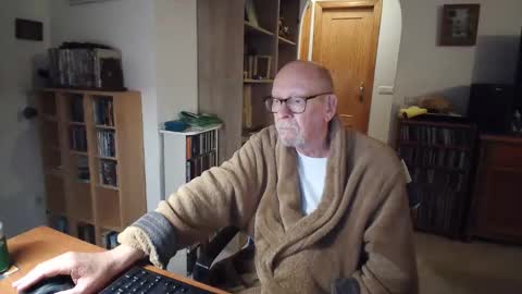 Snapshot of 7thsojourn chatting on March 2026 03:34:01 AM Papi online show from March 2026 03:34:01 AM