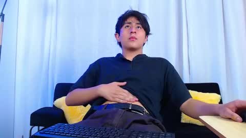 Snapshot of 7zyan chatting on December 2025 08:58:01 PM zyan online show from December 2025 08:58:01 PM