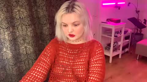 Snapshot of 80s_brat chatting on January 2025 03:42:02 AM Ivy online show from January 2025 03:42:02 AM