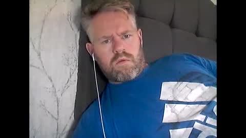 81jonnyx online show from December 2024 11:33:02 AM