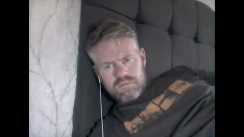 81jonnyx online show from December 2024 01:54:02 PM