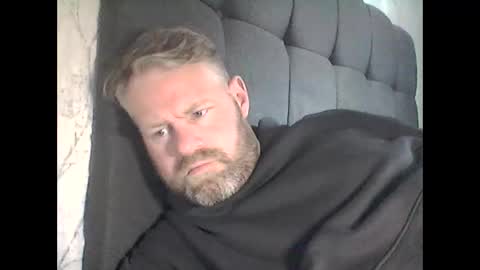 81jonnyx online show from March 2025 12:15:01 PM