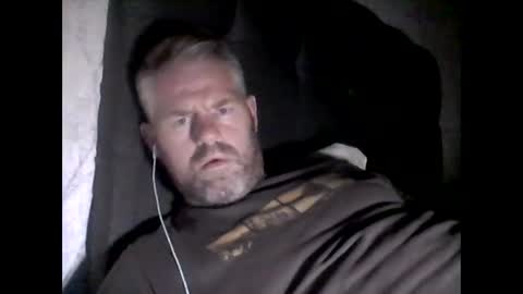 81jonnyx online show from October 2025 09:28:02 PM