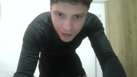 82tomas online show from April 2026 07:38:02 PM