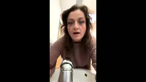 That girl online show from December 2025 06:50:01 PM