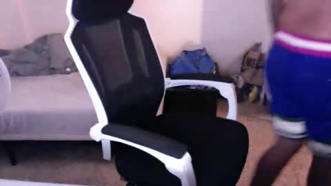 8cha online show from October 2025 08:18:02 PM