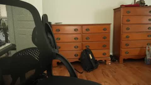 8inch_blessed online show from May 2026 04:56:01 PM