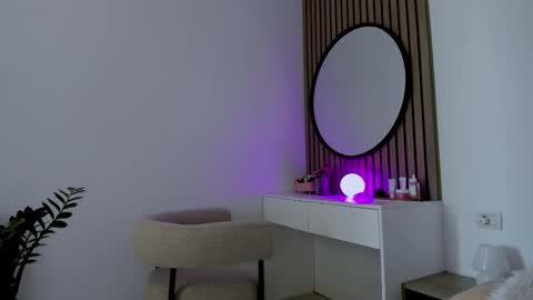 8selene online show from March 2026 10:21:02 AM