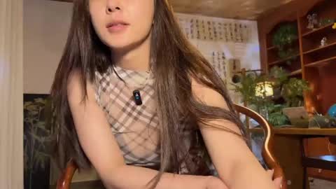 lily online show from May 2026 06:52:01 AM