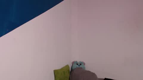 Snapshot of 9sophie_rosse chatting on December 2025 07:53:02 PM sofi 3 online show from December 2025 07:53:02 PM