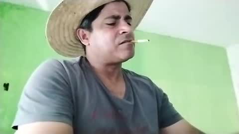 9vinhocamshow online show from December 2024 05:44:02 PM