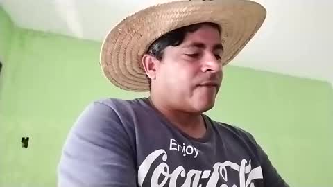 9vinhocamshow online show from January 2025 11:37:01 AM