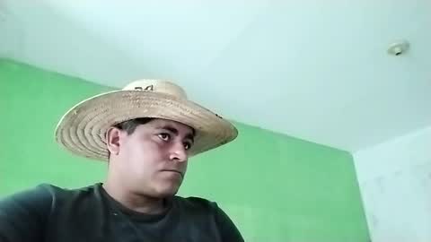 9vinhocamshow online show from February 2025 11:42:02 AM