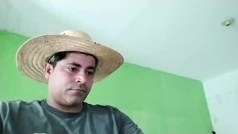 9vinhocamshow online show from February 2025 11:33:01 AM