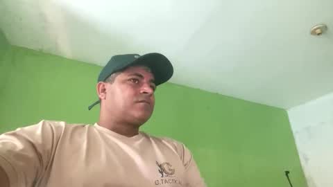 Snapshot of 9vinhocamshow chatting on February 2026 11:20:01 AM 9vinhocamshow online show from February 2026 11:20:01 AM