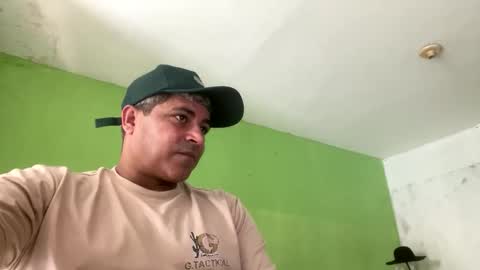 Snapshot of 9vinhocamshow chatting on March 2026 11:17:02 AM 9vinhocamshow online show from March 2026 11:17:02 AM