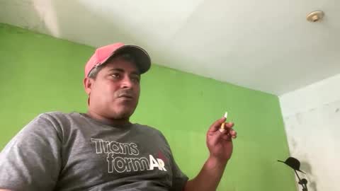 Snapshot of 9vinhocamshow chatting on March 2026 12:01:02 PM 9vinhocamshow online show from March 2026 12:01:02 PM