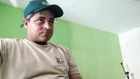 Snapshot of 9vinhocamshow chatting on March 2026 03:49:02 PM 9vinhocamshow online show from March 2026 03:49:02 PM