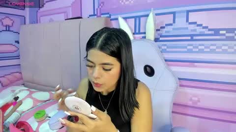 Snapshot of _18alice chatting on October 2025 03:09:01 AM Alice online show from October 2025 03:09:01 AM